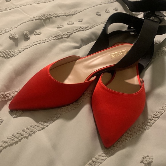 Monse red flats - Picture 3 of 9